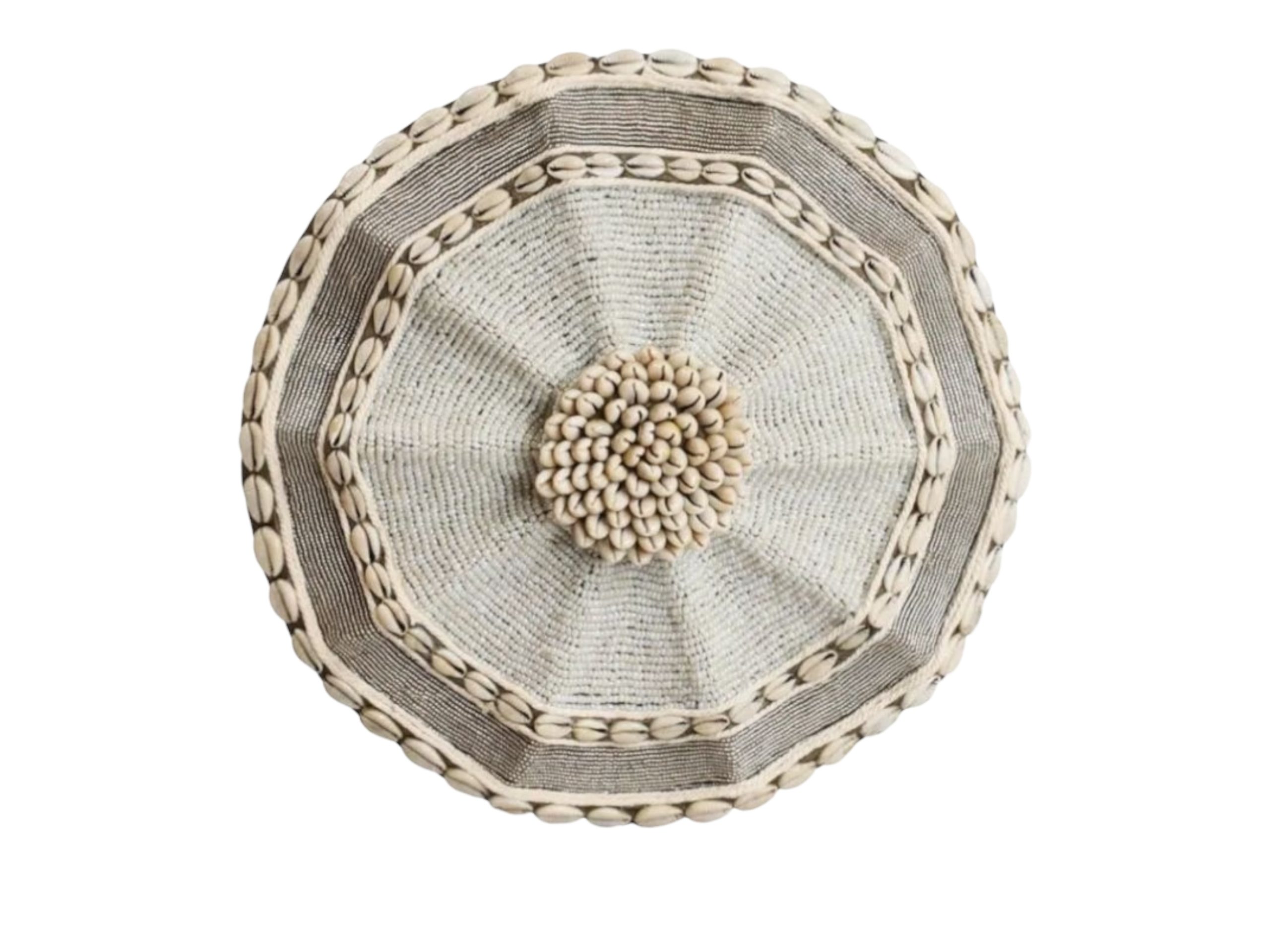Cameroon beaded shield green and cowrie shells 55cm - Image 2